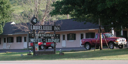 Laurelwood Inn